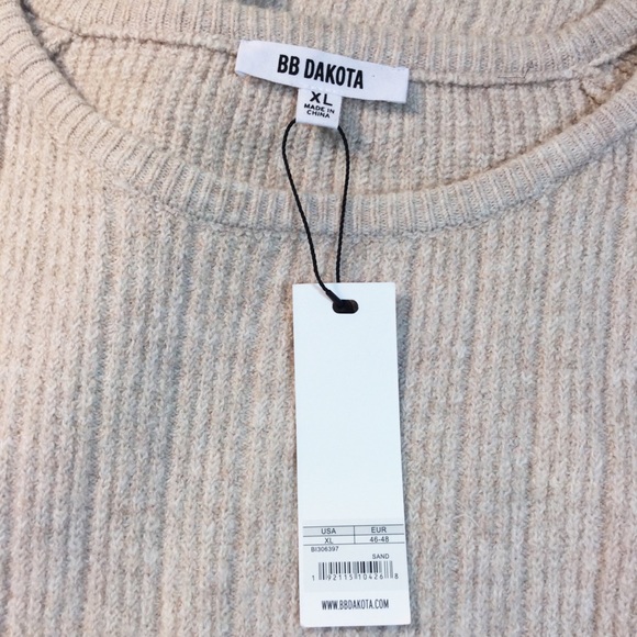 NWT BB Dakota Underneath It All Slit Sleeve Sweater - Picture 4 of 6